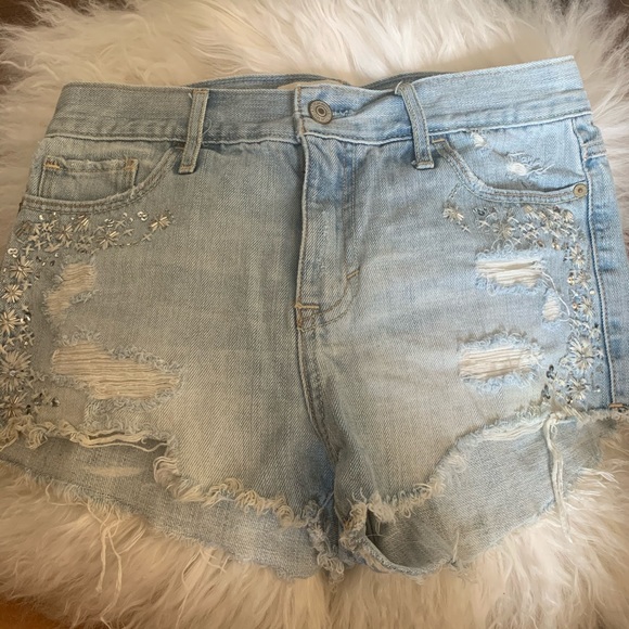 Abercrombie and Fitch high waisted shorts - Picture 1 of 4